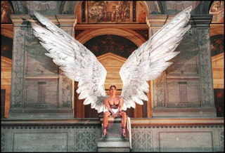 Illustration for article titled McQueen Is Dead: Long Live McQueen